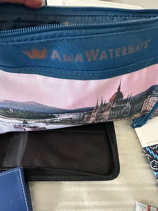 Branded Travel Accessory Set with Blue Nylon Drawstring Back Pack - Picture 11 of 13